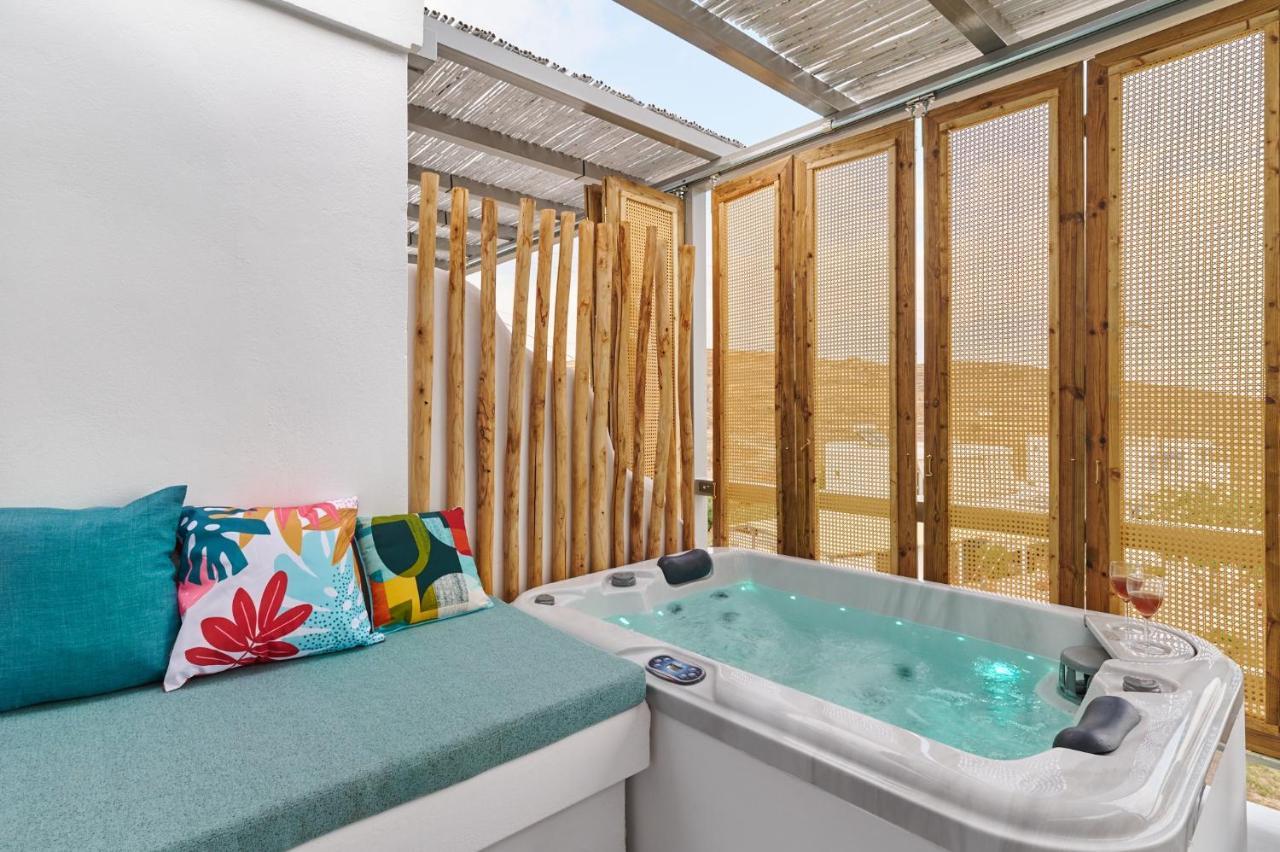 Mantellina Suites Kanala Buitenkant foto